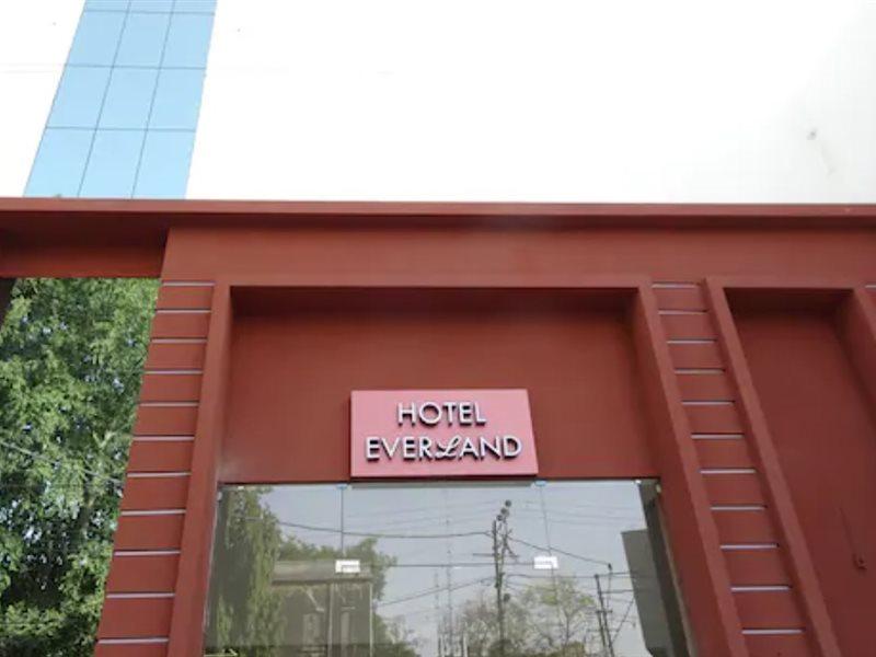 Hotel Everland Rajkot Exterior foto